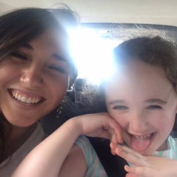 Meet your Posher, Sara - Picture 1 of 1